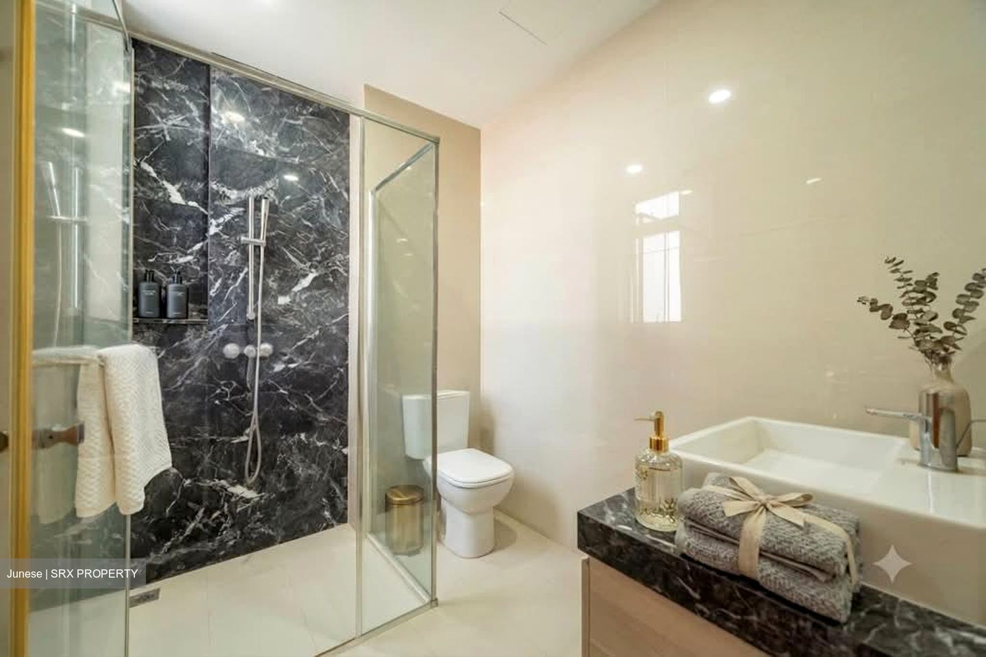 Luxus Hills (ph 7) (D28), Semi-Detached #601526501
